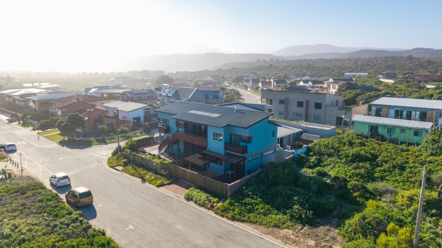 4 Bedroom Property for Sale in Kleinkrantz Western Cape